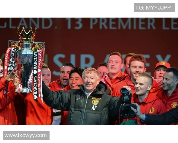 基恩开炮：曼联球员在怂什么？惧怕西汉姆？